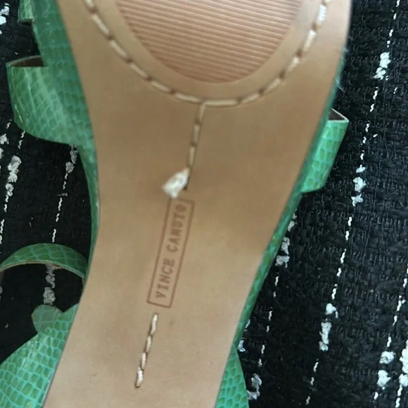 Vince Camuto platform sandal heel teal color - Picture 7 of 8